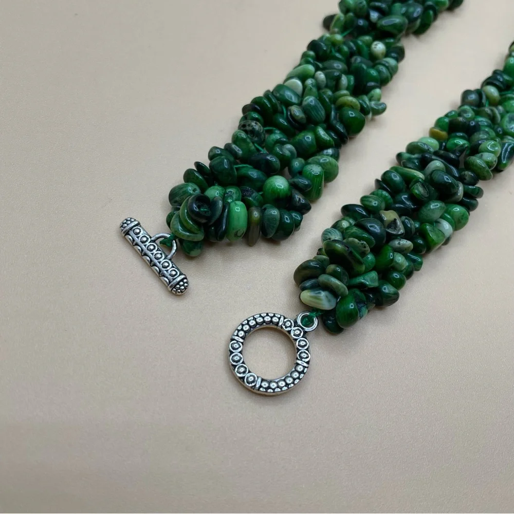 Beautiful Unsigned Green Jasper Multi Layer Statement Necklace Silver Tone